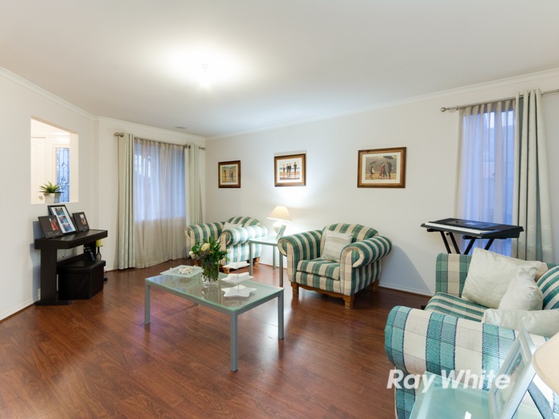 7 Forest Oak Court, Cranbourne VIC 3977