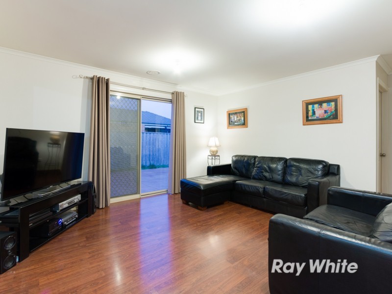 7 Forest Oak Court, Cranbourne VIC 3977
