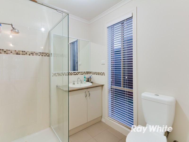 7 Forest Oak Court, Cranbourne VIC 3977