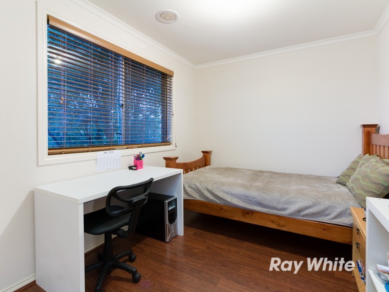 7 Forest Oak Court, Cranbourne VIC 3977