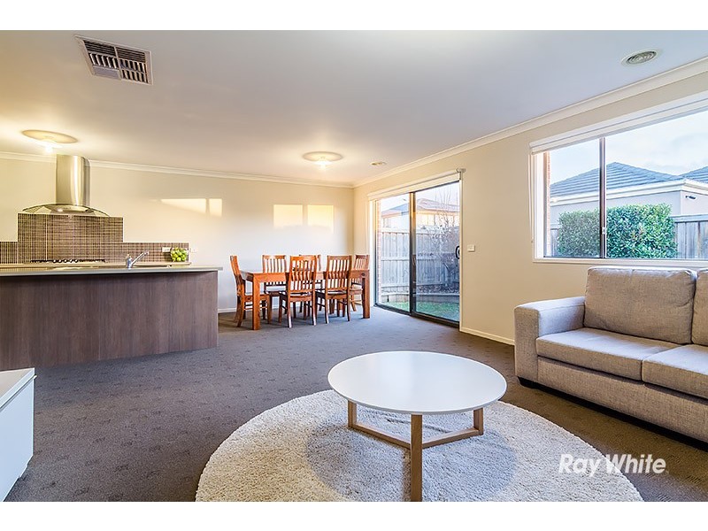 60 Gregson Grove, Lyndhurst VIC 3975