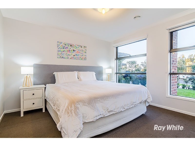 60 Gregson Grove, Lyndhurst VIC 3975