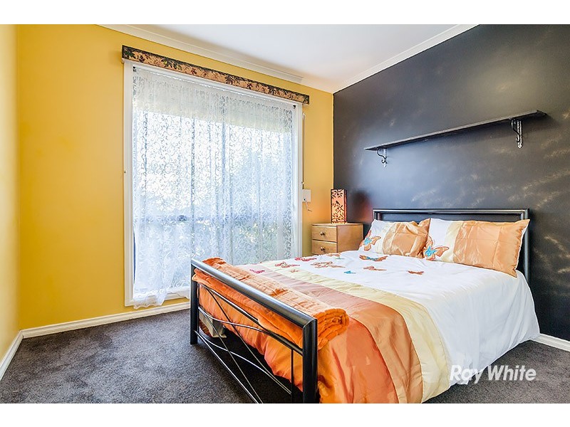 31 Bellbrae Crescent, Cranbourne West VIC 3977