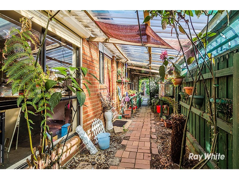 31 Bellbrae Crescent, Cranbourne West VIC 3977