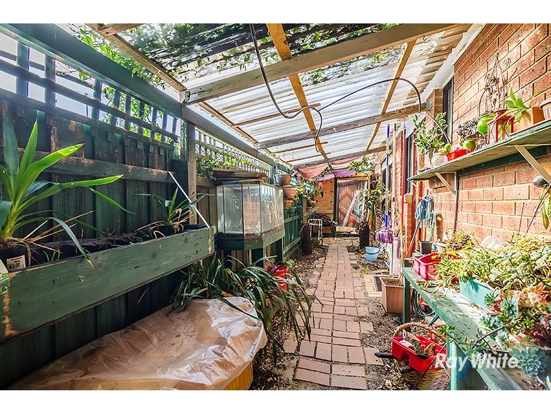 31 Bellbrae Crescent, Cranbourne West VIC 3977