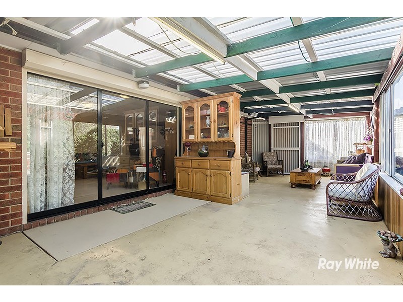31 Bellbrae Crescent, Cranbourne West VIC 3977