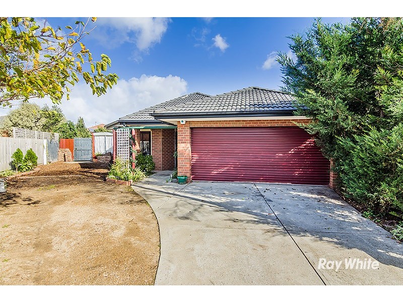 31 Bellbrae Crescent, Cranbourne West VIC 3977