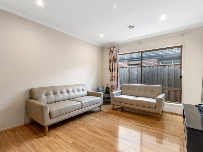 10 Livida Circuit, Lyndhurst VIC 3975