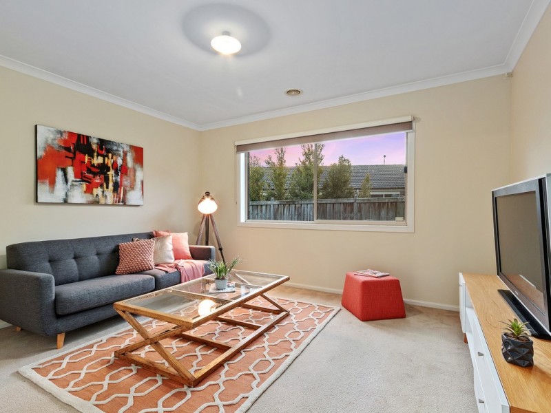 67 Melington Drive, Lyndhurst VIC 3975