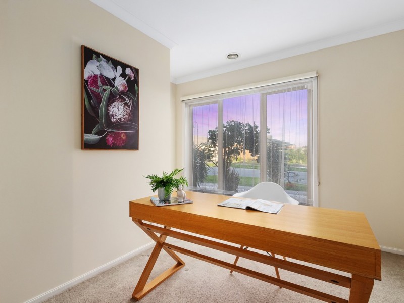 67 Melington Drive, Lyndhurst VIC 3975