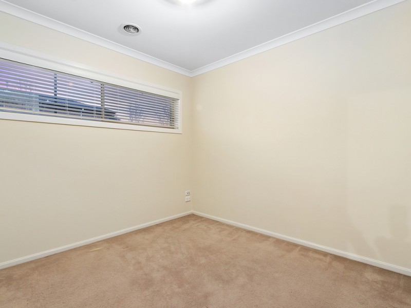 67 Melington Drive, Lyndhurst VIC 3975