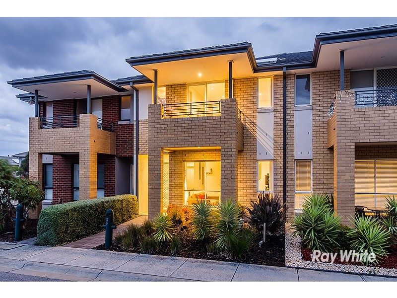25 Manuscript Drive, Endeavour Hills VIC 3802