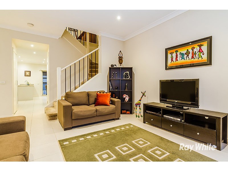 25 Manuscript Drive, Endeavour Hills VIC 3802