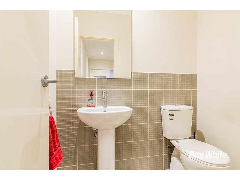 25 Manuscript Drive, Endeavour Hills VIC 3802