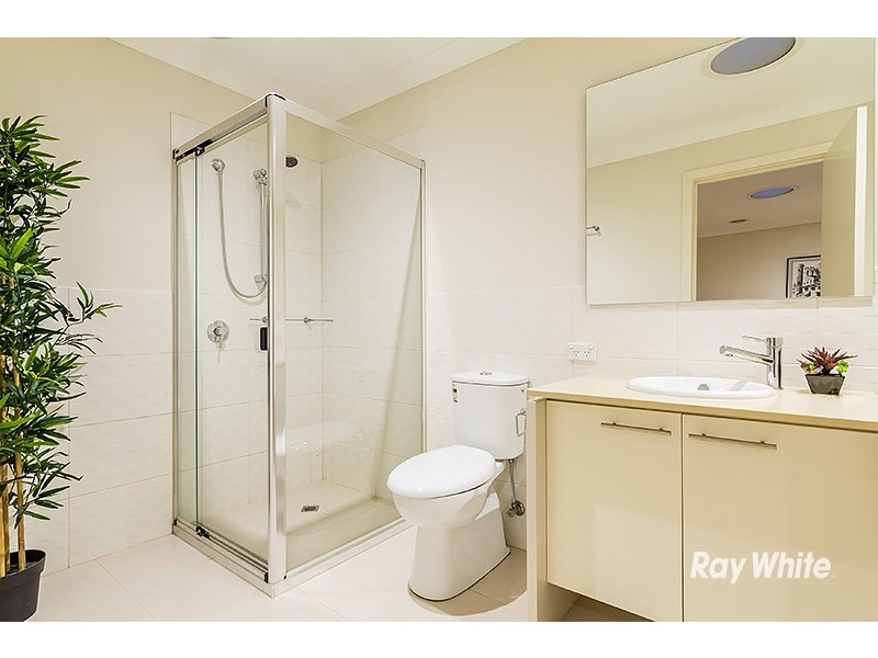 25 Manuscript Drive, Endeavour Hills VIC 3802