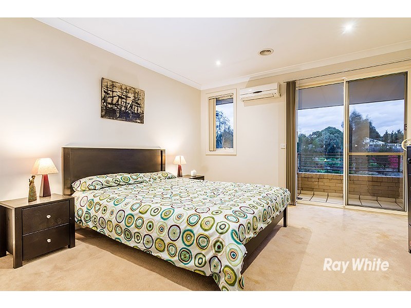 25 Manuscript Drive, Endeavour Hills VIC 3802