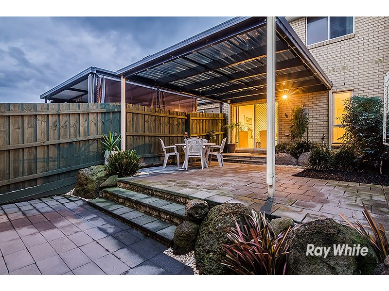 25 Manuscript Drive, Endeavour Hills VIC 3802