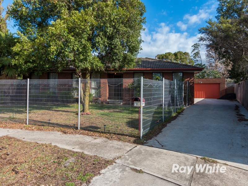 5 Oxley Court, Cranbourne North VIC 3977