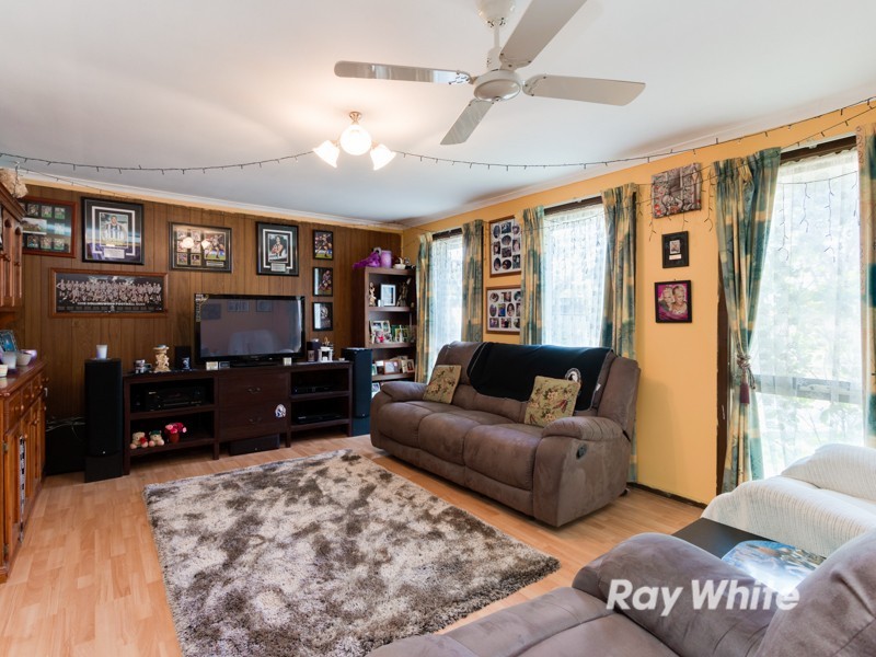 5 Oxley Court, Cranbourne North VIC 3977