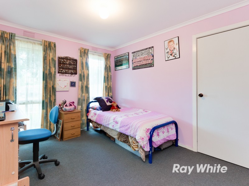 5 Oxley Court, Cranbourne North VIC 3977