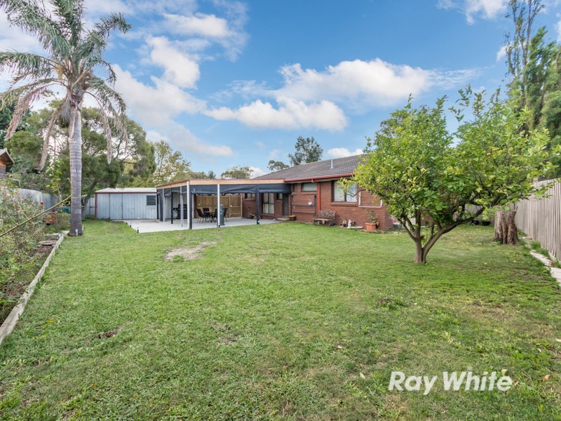 5 Oxley Court, Cranbourne North VIC 3977