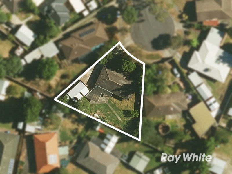 5 Oxley Court, Cranbourne North VIC 3977