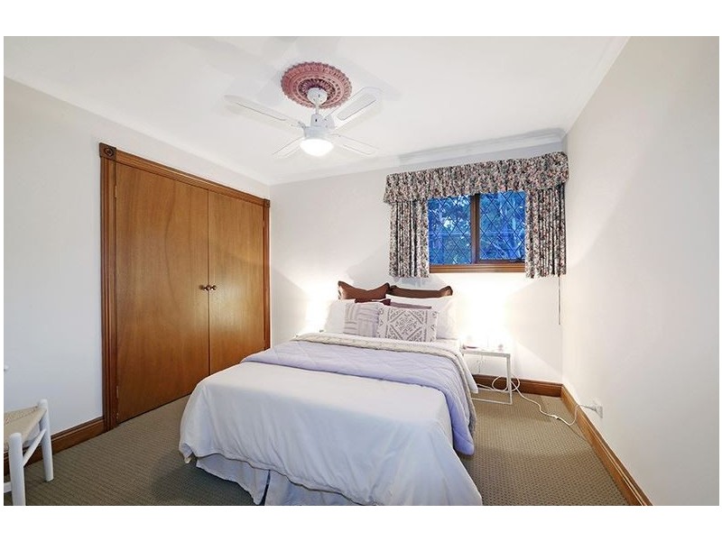 76 Churchill Park Drive, Lysterfield South VIC 3156