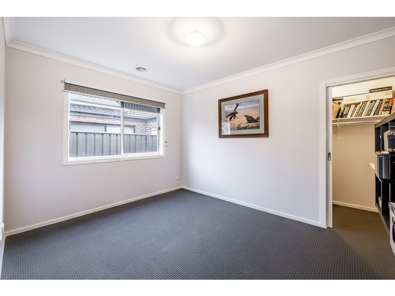 20 Eros Crescent, Cranbourne West VIC 3977