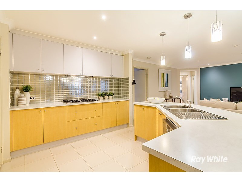 12 O’Dowd Place, Lynbrook VIC 3975