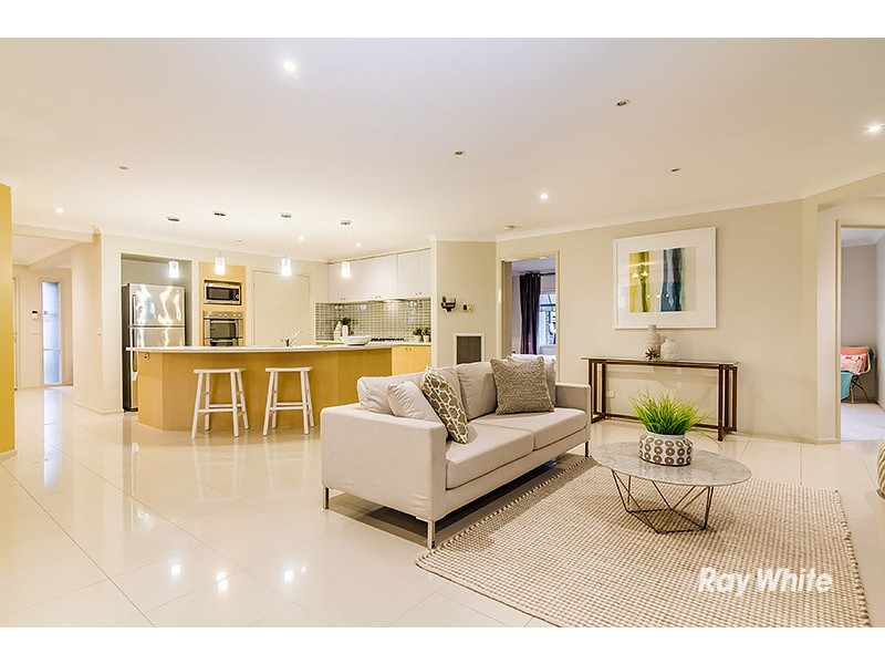 12 O’Dowd Place, Lynbrook VIC 3975