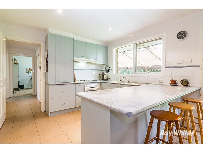 8 Haven Court, Cranbourne VIC 3977