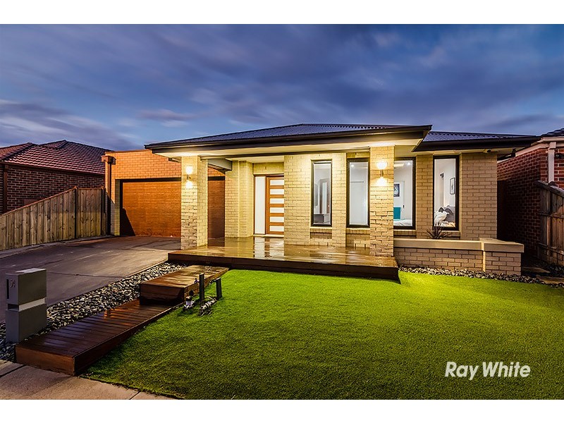 54 Goulburn Street, Cranbourne East VIC 3977