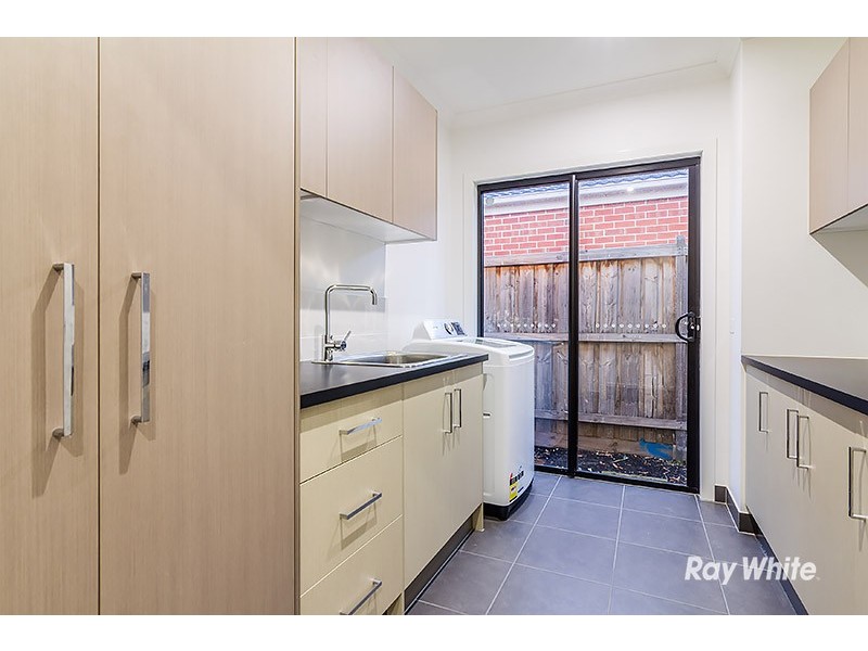54 Goulburn Street, Cranbourne East VIC 3977