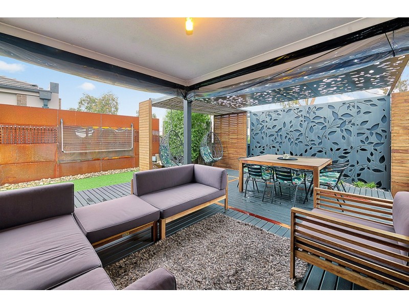 11 Nobel Drive, Cranbourne West VIC 3977