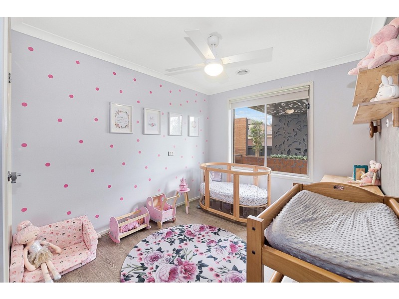 11 Nobel Drive, Cranbourne West VIC 3977