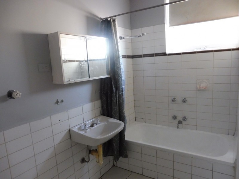 1/5-7 Potter Street, Dandenong VIC 3175