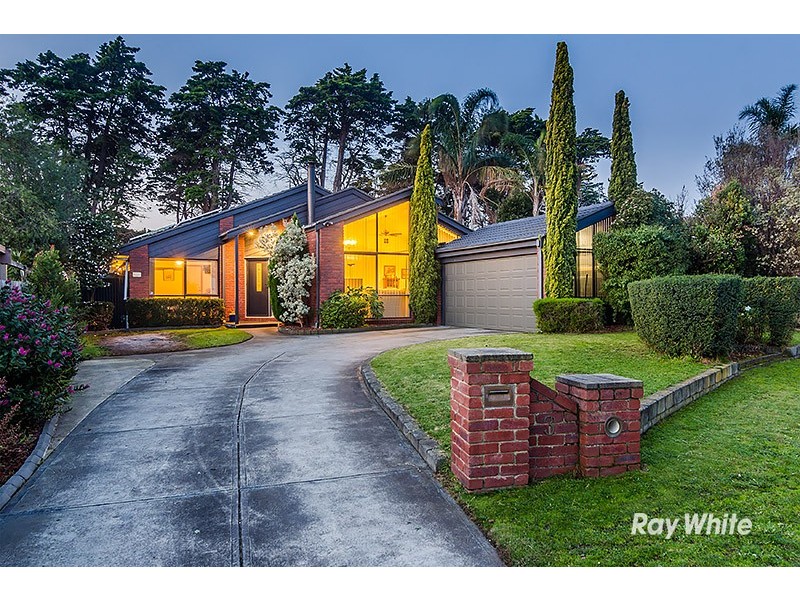 3 Kibo Court, Cranbourne North VIC 3977