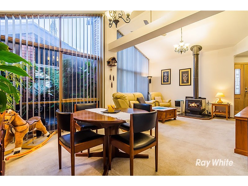 3 Kibo Court, Cranbourne North VIC 3977