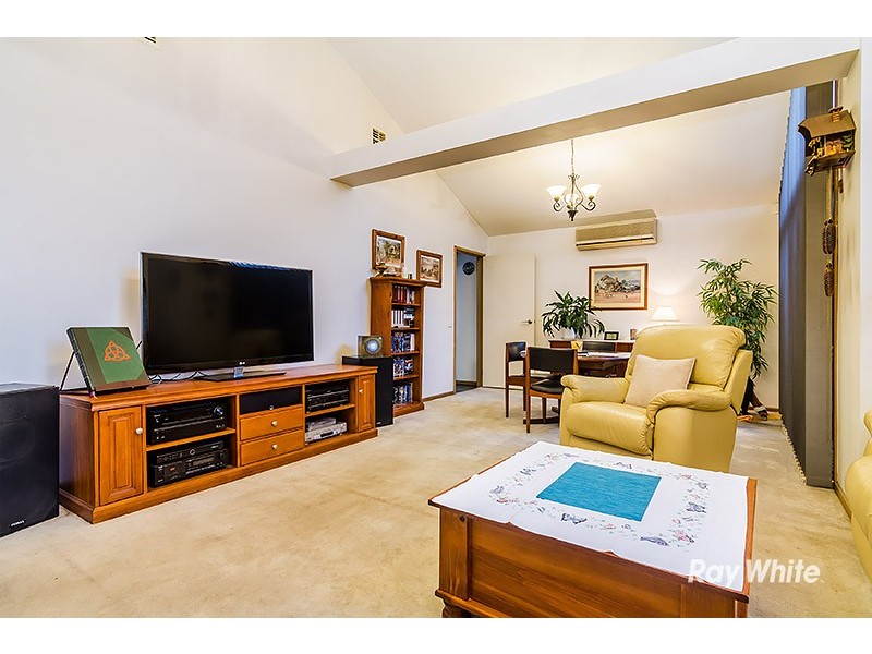 3 Kibo Court, Cranbourne North VIC 3977