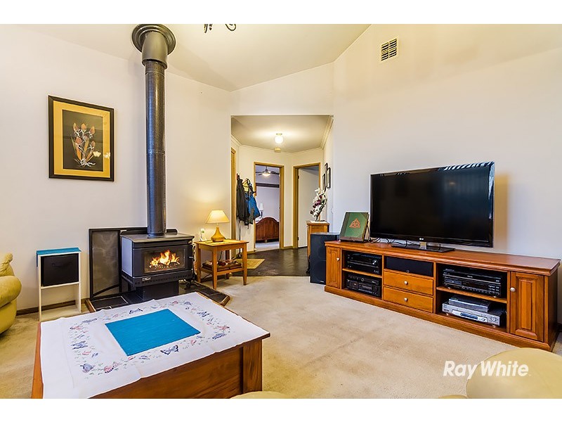 3 Kibo Court, Cranbourne North VIC 3977