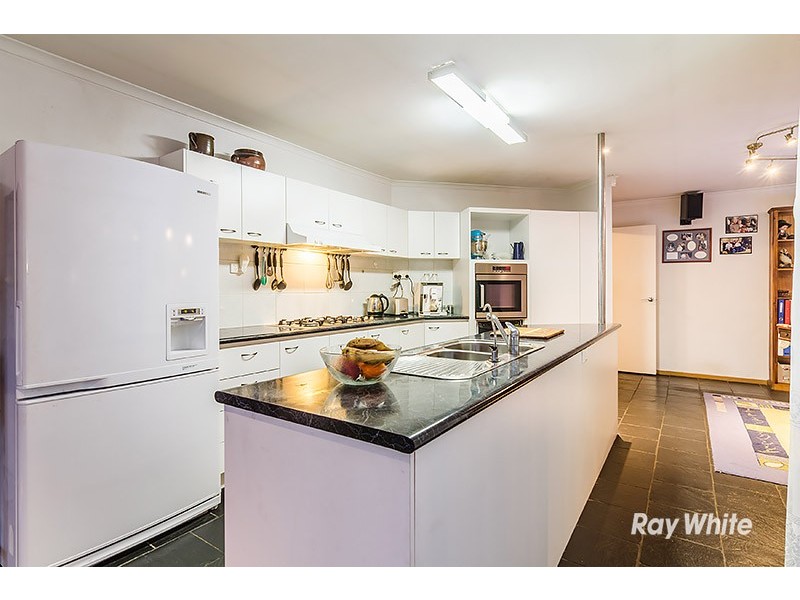 3 Kibo Court, Cranbourne North VIC 3977