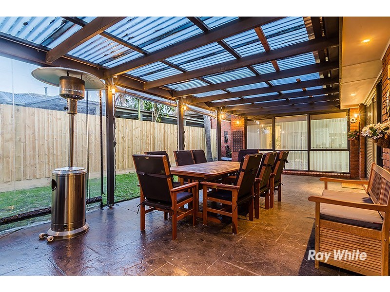 3 Kibo Court, Cranbourne North VIC 3977