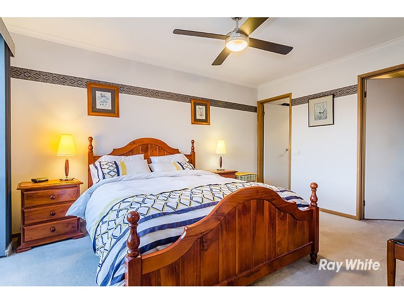 3 Kibo Court, Cranbourne North VIC 3977