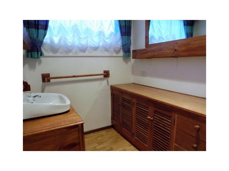 26 Evelyne Avenue, Cranbourne VIC 3977