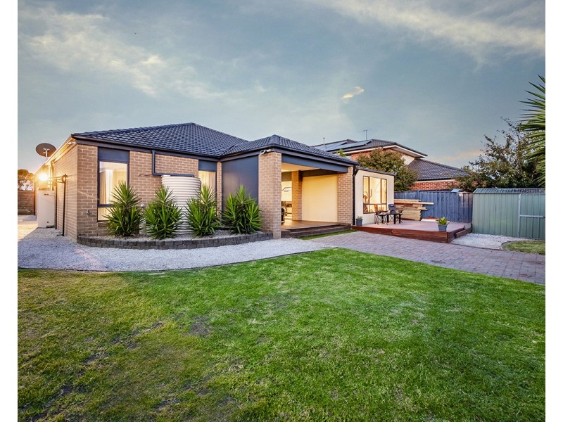 12 Canadian Maple Place, Lyndhurst VIC 3975