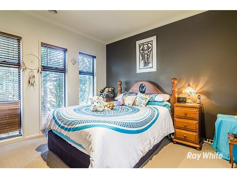 6 Sarton Link, Pakenham VIC 3810