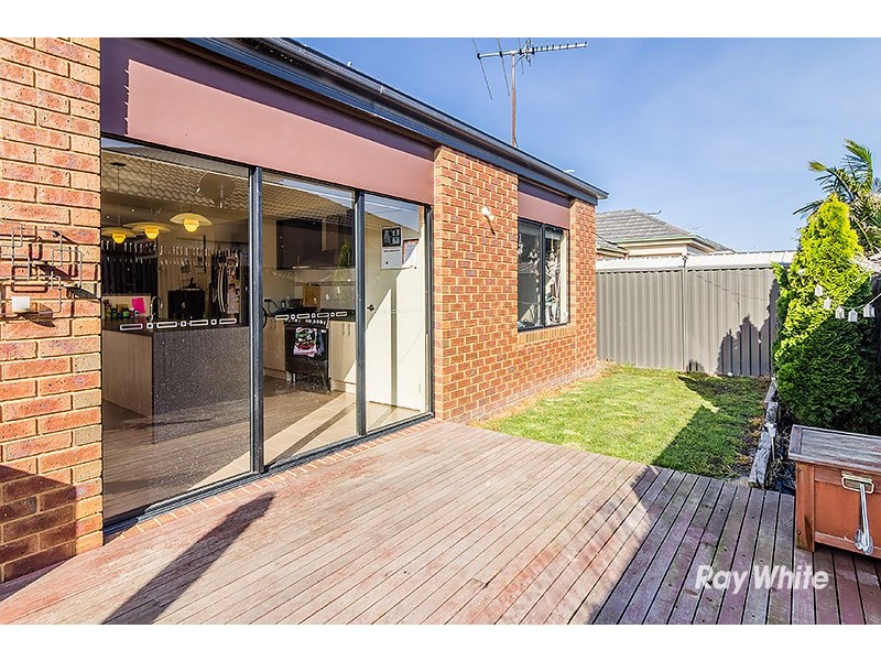 6 Sarton Link, Pakenham VIC 3810