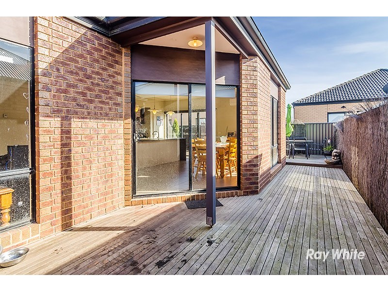 6 Sarton Link, Pakenham VIC 3810