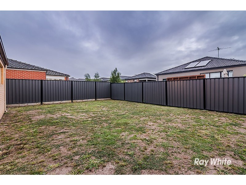 6 Karabair Street, Clyde North VIC 3978