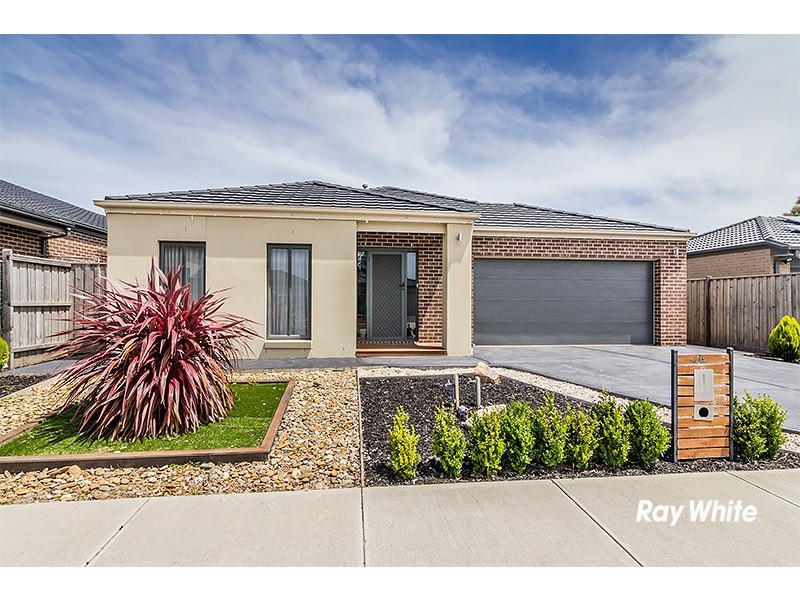 12 Princeton Place, Cranbourne West VIC 3977